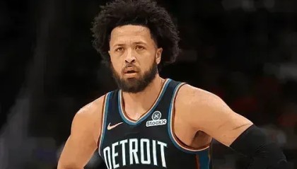 ESPN预测明日比赛：活塞胜率81.9%，76人胜率18.1%